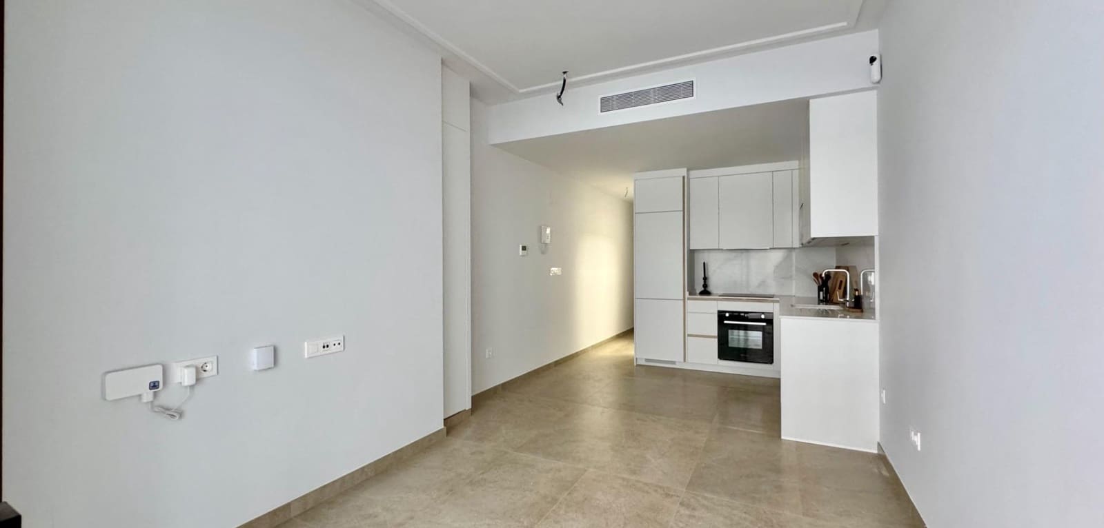 2 makuuhuone Huoneisto myytävänä paikassa Torrevieja mukana uima-altaan - 250 000 € (Ref: 9944714)