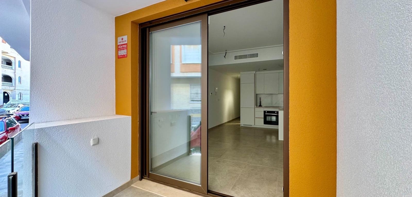 2 makuuhuone Huoneisto myytävänä paikassa Torrevieja mukana uima-altaan - 250 000 € (Ref: 9944714)