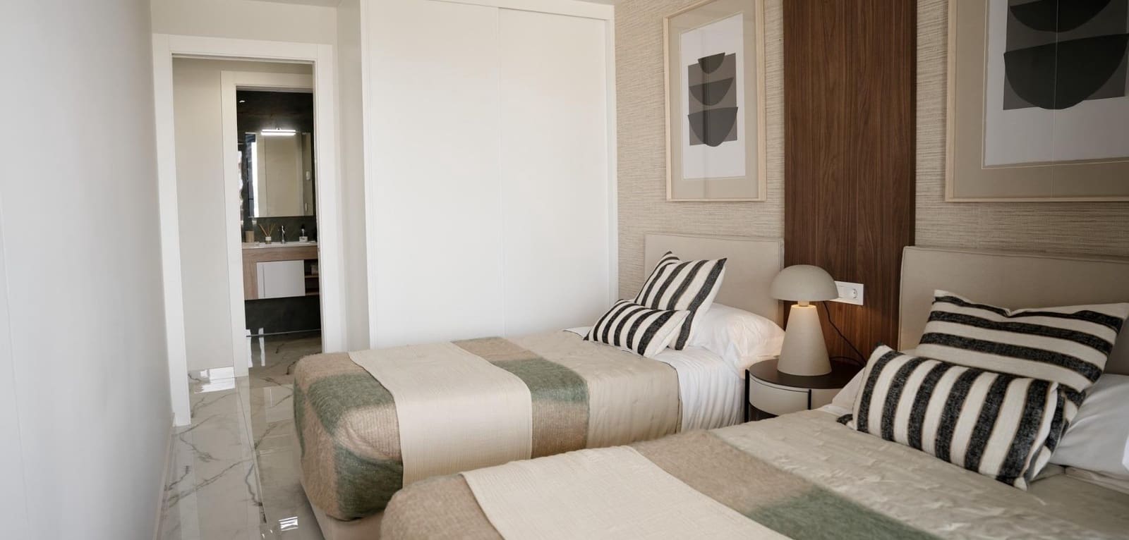 2 sovrum Bungalow till salu i Ciudad Quesada med pool - 314 000 € (Ref: 9944715)