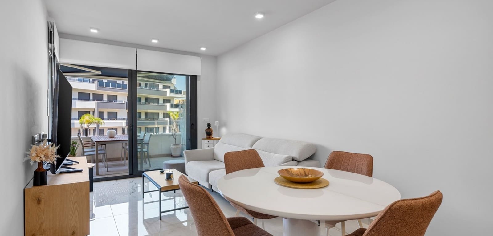 2 chambre Appartement à vendre à Playa Flamenca avec piscine - 350 000 € (Ref: 9946043)
