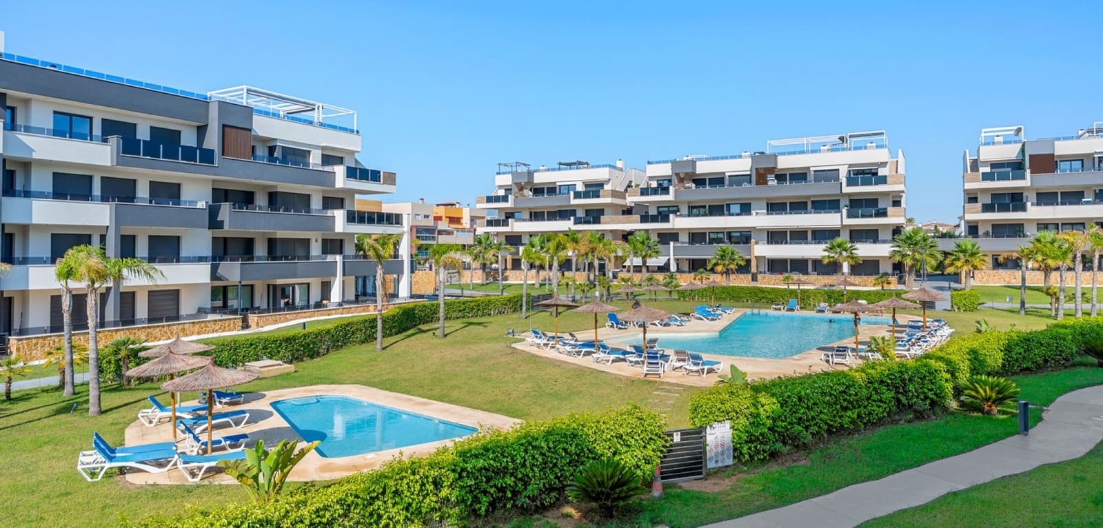 2 chambre Appartement à vendre à Playa Flamenca avec piscine - 350 000 € (Ref: 9946043)