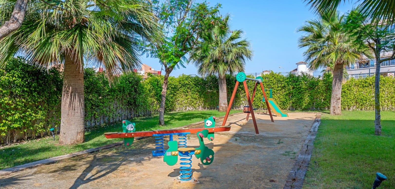 2 chambre Appartement à vendre à Playa Flamenca avec piscine - 350 000 € (Ref: 9946043)