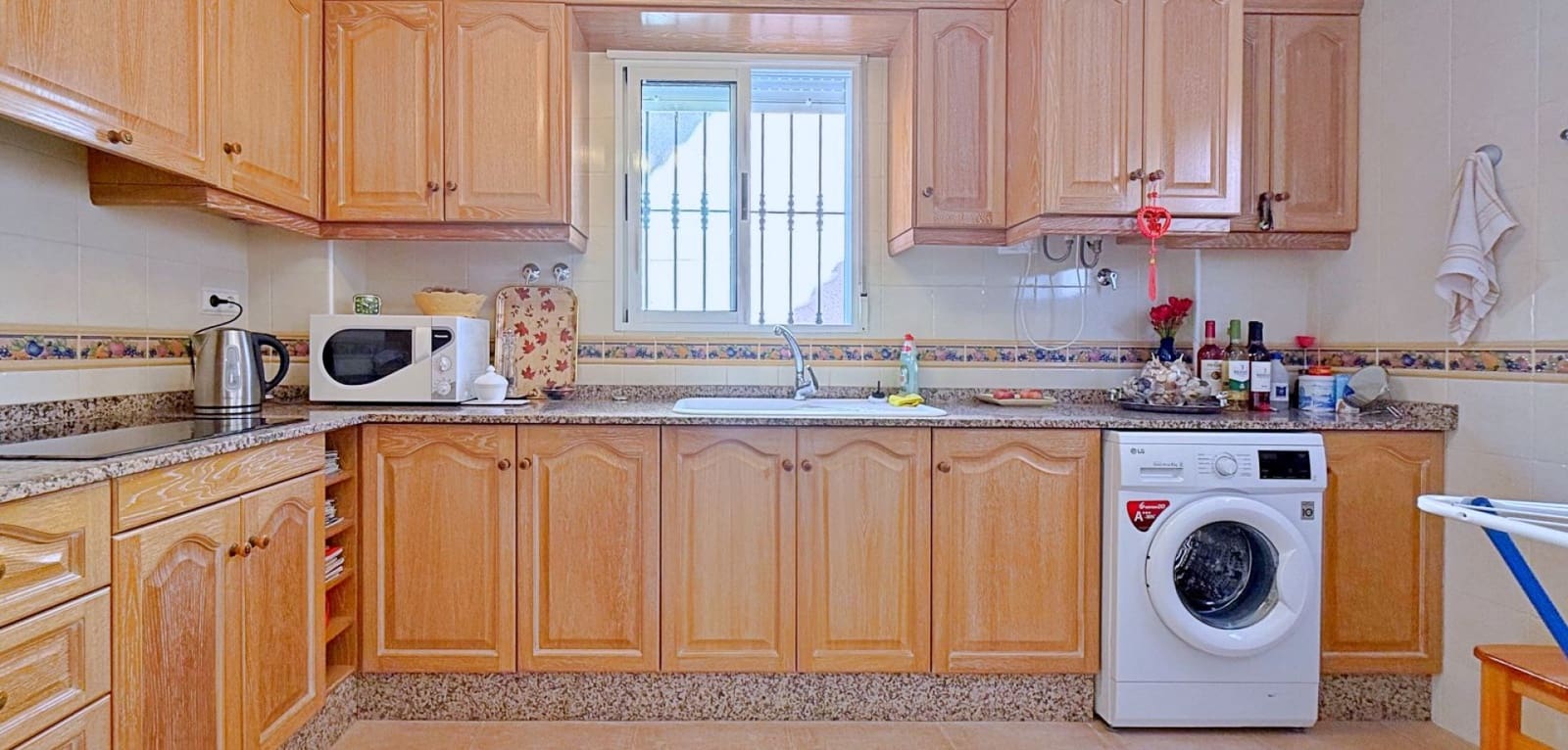 4 Zimmer Villa zu verkaufen in Orihuela Costa - 379.000 € (Ref: 9948387)