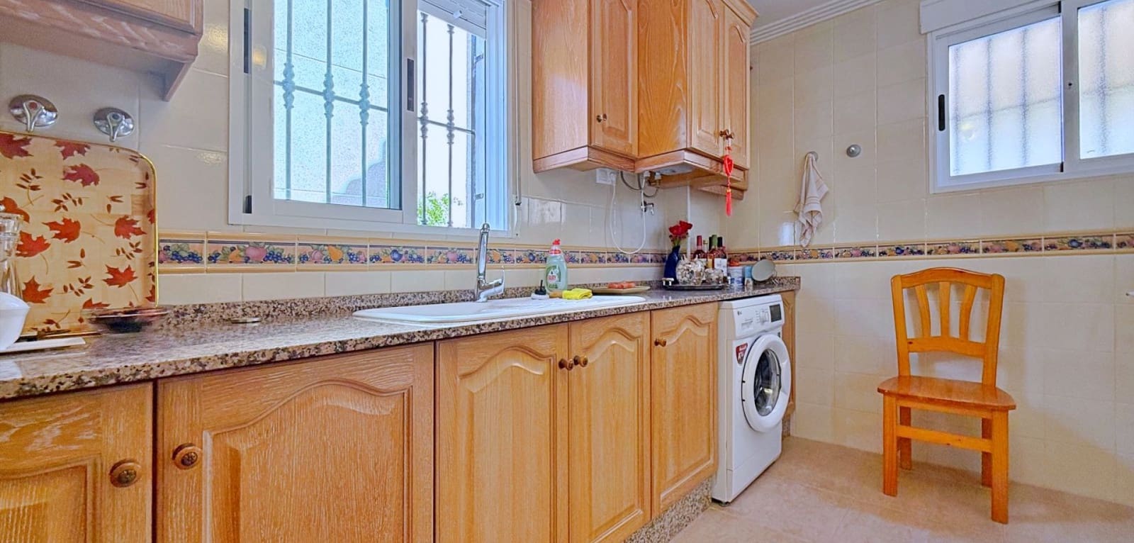 4 Zimmer Villa zu verkaufen in Orihuela Costa - 379.000 € (Ref: 9948387)