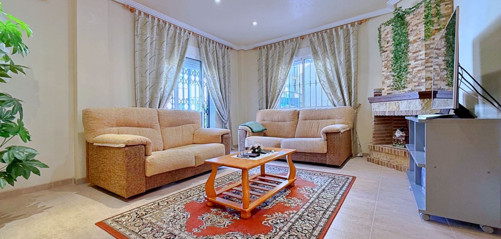 4 Zimmer Villa zu verkaufen in Orihuela Costa - 379.000 € (Ref: 9948387)