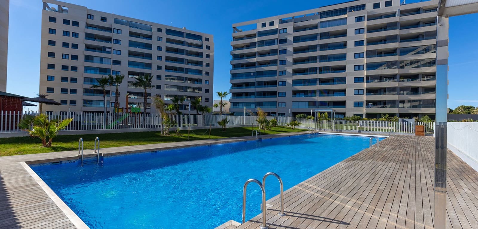2 soverom Leilighet til salgs i Punta Prima - € 765 000 (Ref: 9948389)