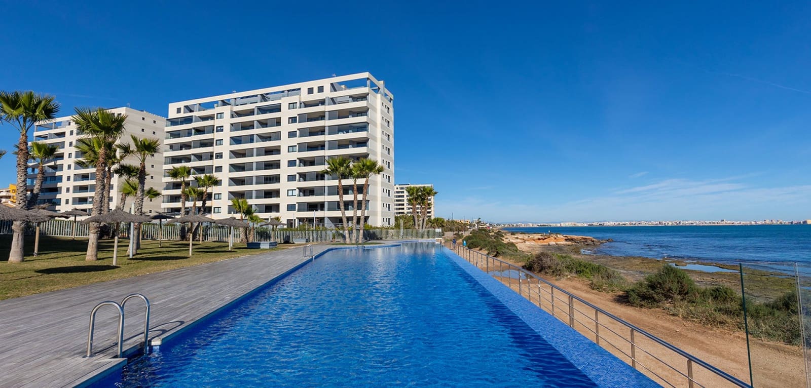 2 soverom Leilighet til salgs i Punta Prima - € 765 000 (Ref: 9948389)