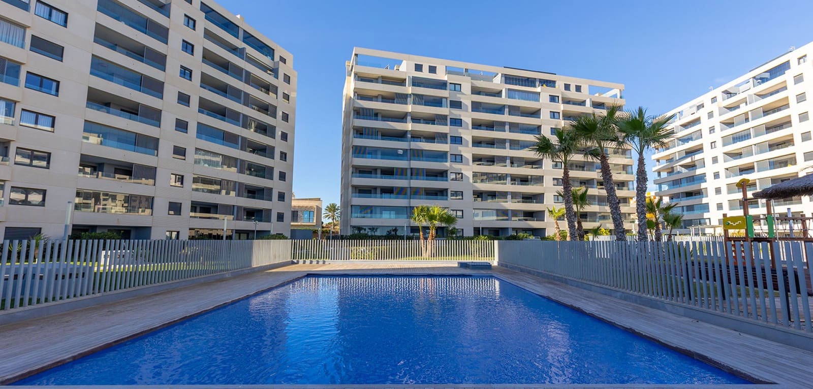 2 soverom Leilighet til salgs i Punta Prima - € 765 000 (Ref: 9948389)