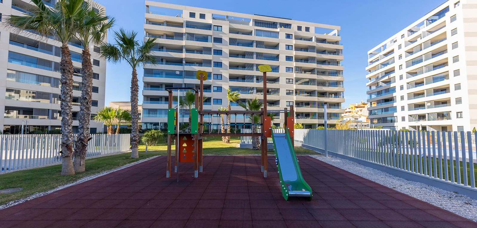 2 soverom Leilighet til salgs i Punta Prima - € 765 000 (Ref: 9948389)