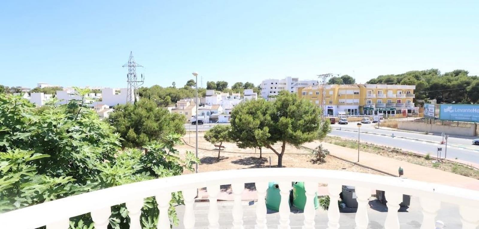 3 camera da letto Villa in vendita in Villamartin con piscina - 250.000 € (Rif: 9950180)