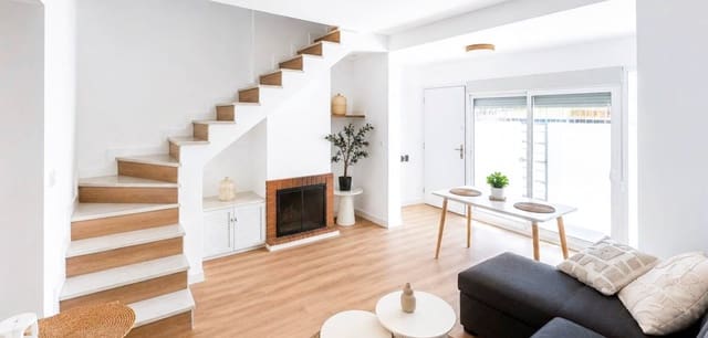 3 soveværelse Byhus til salg i Los Altos med swimmingpool - € 239.000 (Ref: 9950182)