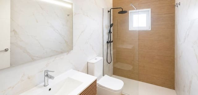 3 soveværelse Byhus til salg i Los Altos med swimmingpool - € 239.000 (Ref: 9950182)