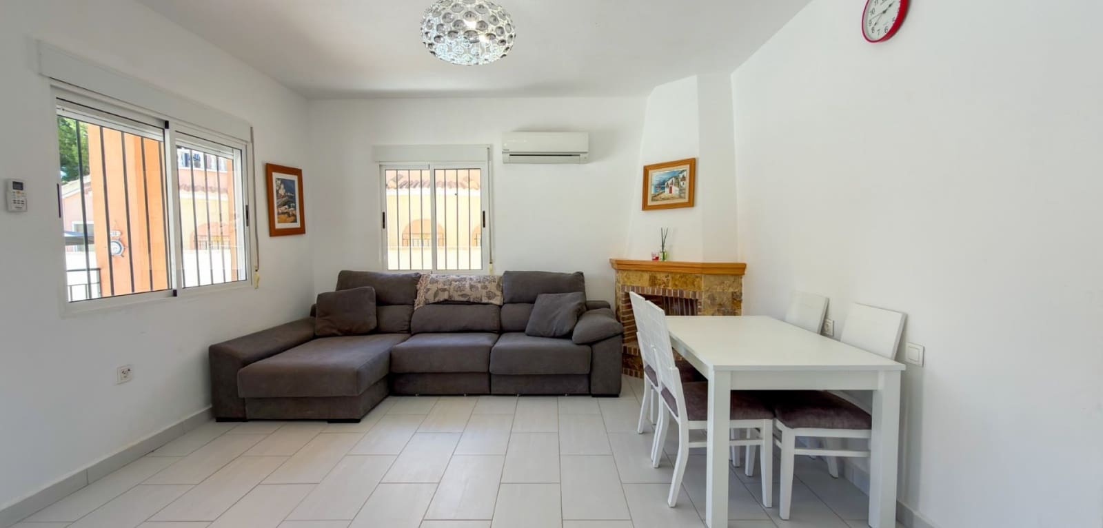 2 makuuhuone Huoneisto myytävänä paikassa Orihuela Costa mukana uima-altaan - 189 000 € (Ref: 9953238)