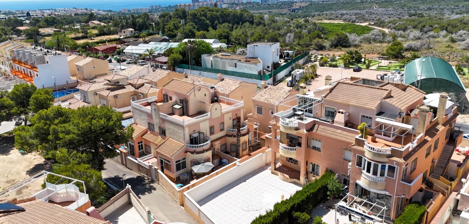 2 makuuhuone Huoneisto myytävänä paikassa Orihuela Costa mukana uima-altaan - 189 000 € (Ref: 9953238)