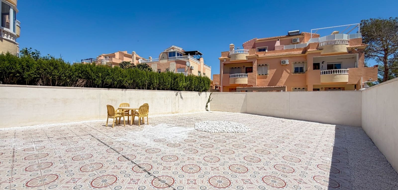 2 makuuhuone Huoneisto myytävänä paikassa Orihuela Costa mukana uima-altaan - 189 000 € (Ref: 9953238)