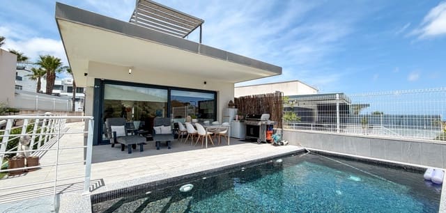 5 soveværelse Villa til salg i San Miguel de Salinas med swimmingpool - € 679.000 (Ref: 9953239)