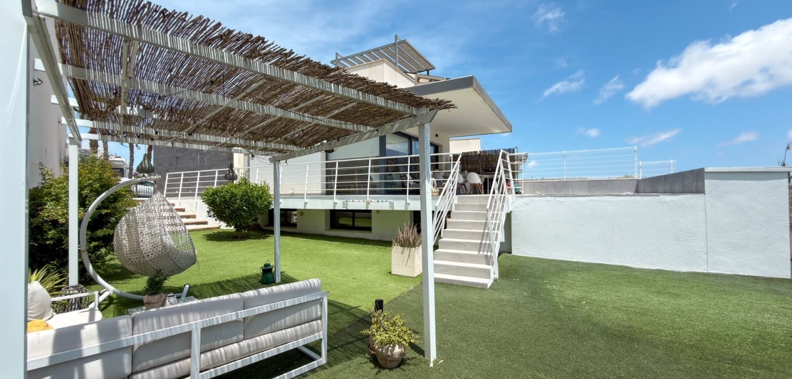 5 bedroom Villa for sale in San Miguel de Salinas with pool - € 679,000 (Ref: 9953239)