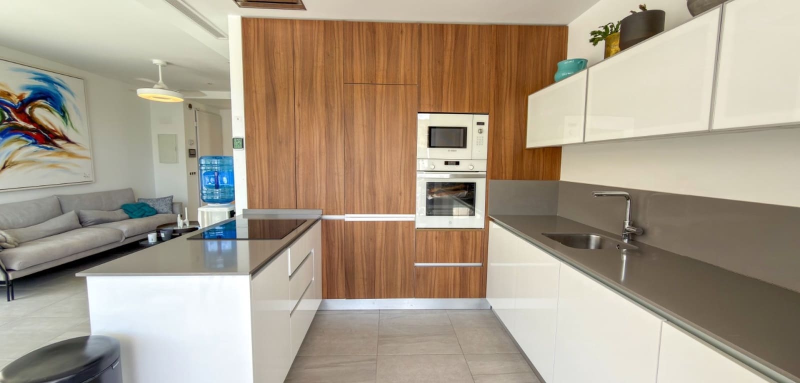 5 bedroom Villa for sale in San Miguel de Salinas with pool - € 679,000 (Ref: 9953239)
