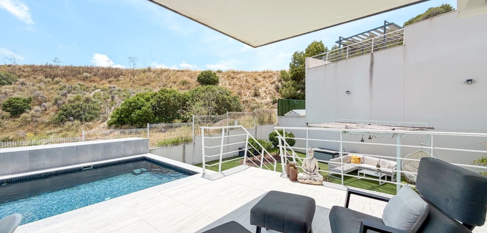 5 bedroom Villa for sale in San Miguel de Salinas with pool - € 679,000 (Ref: 9953239)