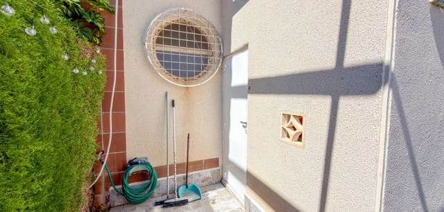 2 chambre Appartement à vendre à Punta Prima, Torrevieja avec piscine - 172 900 € (Ref: 9953240)