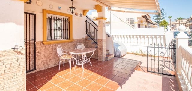 2 makuuhuone Omakotitalo myytävänä paikassa La Zenia, Orihuela mukana uima-altaan - 179 900 € (Ref: 9953241)