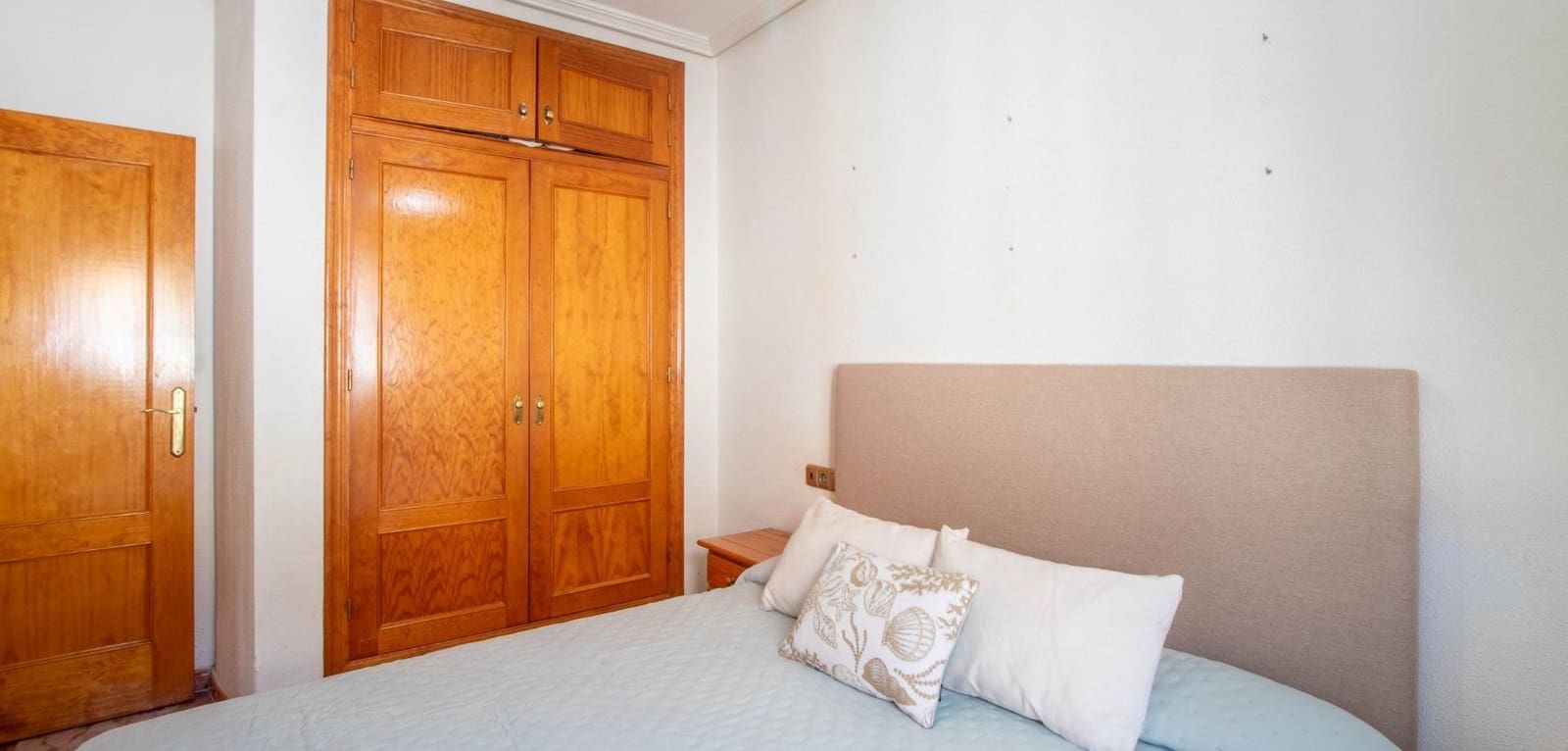 2 makuuhuone Omakotitalo myytävänä paikassa La Zenia mukana uima-altaan - 179 900 € (Ref: 9953241)