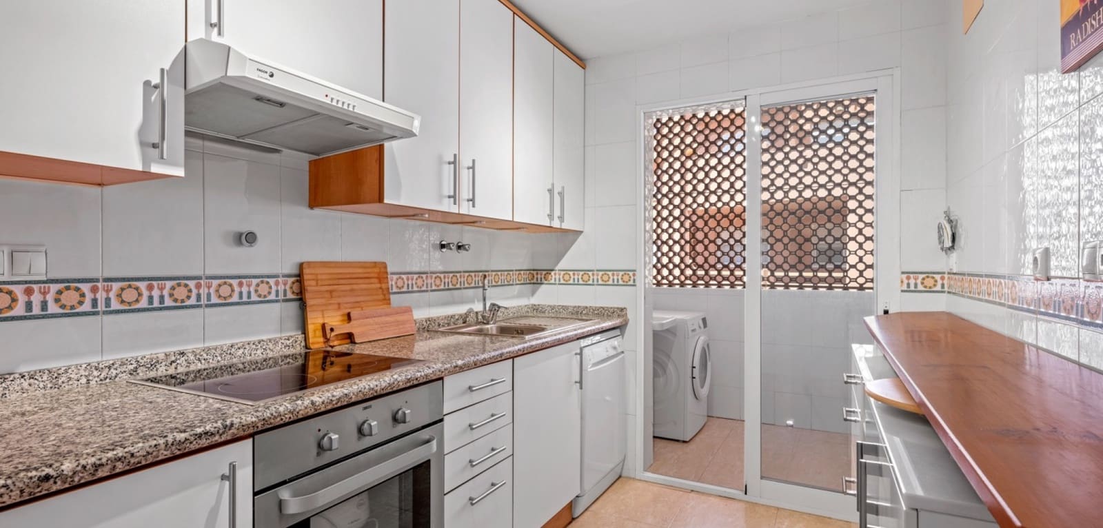 3 soverom Leilighet til salgs i Cabo Roig med svømmebasseng - € 320 000 (Ref: 9953242)