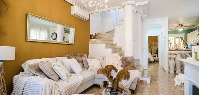 3 quarto Moradia para venda em El Raso, Guardamar del Segura com piscina - 299 500 € (Ref: 9953245)