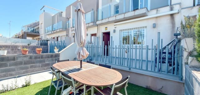 2 chambre Villa/Maison Mitoyenne à vendre à Parque Acuático - Sector 25, Torrevieja avec piscine - 249 000 € (Ref: 9953704)