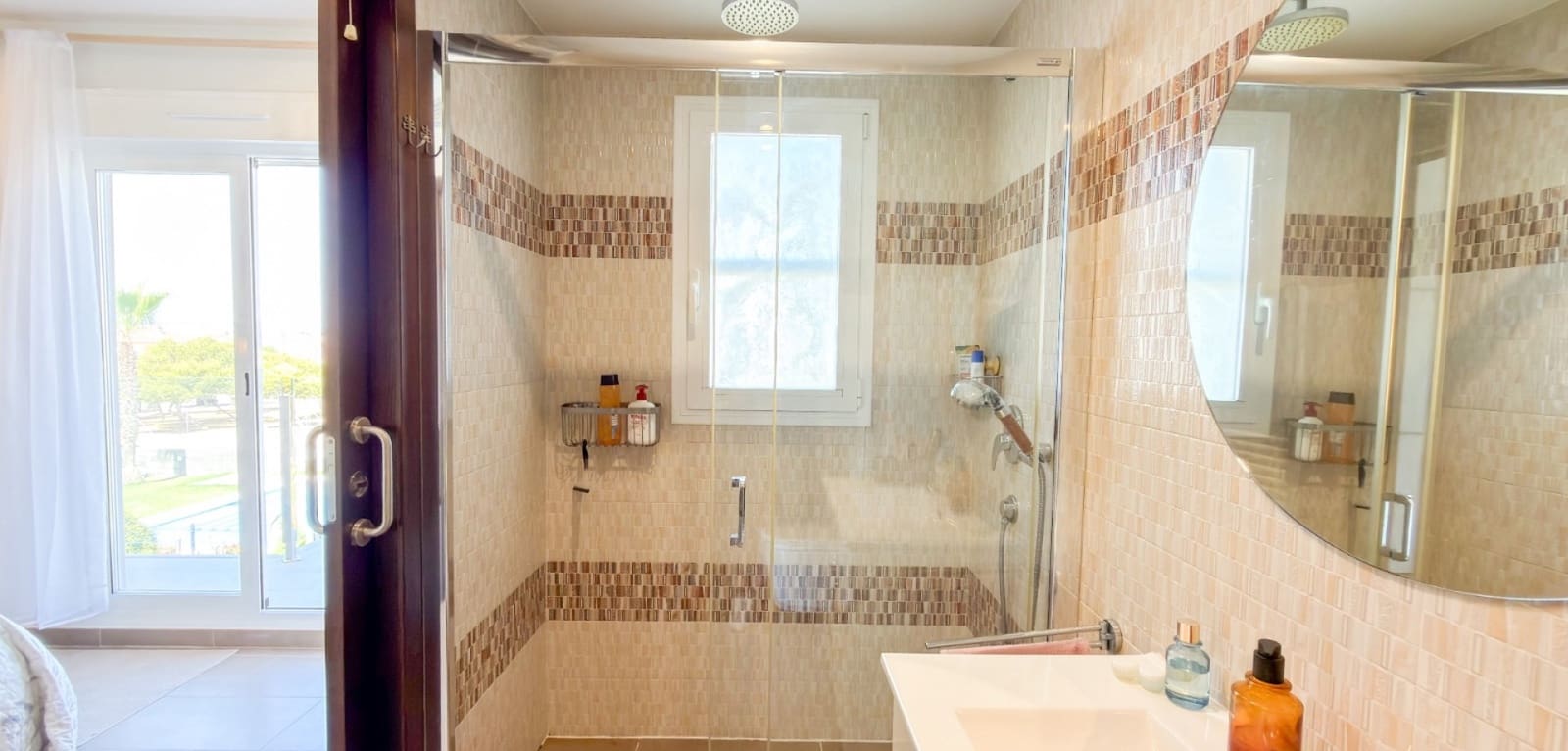 2 chambre Villa/Maison Mitoyenne à vendre à Torrevieja avec piscine - 249 000 € (Ref: 9953704)