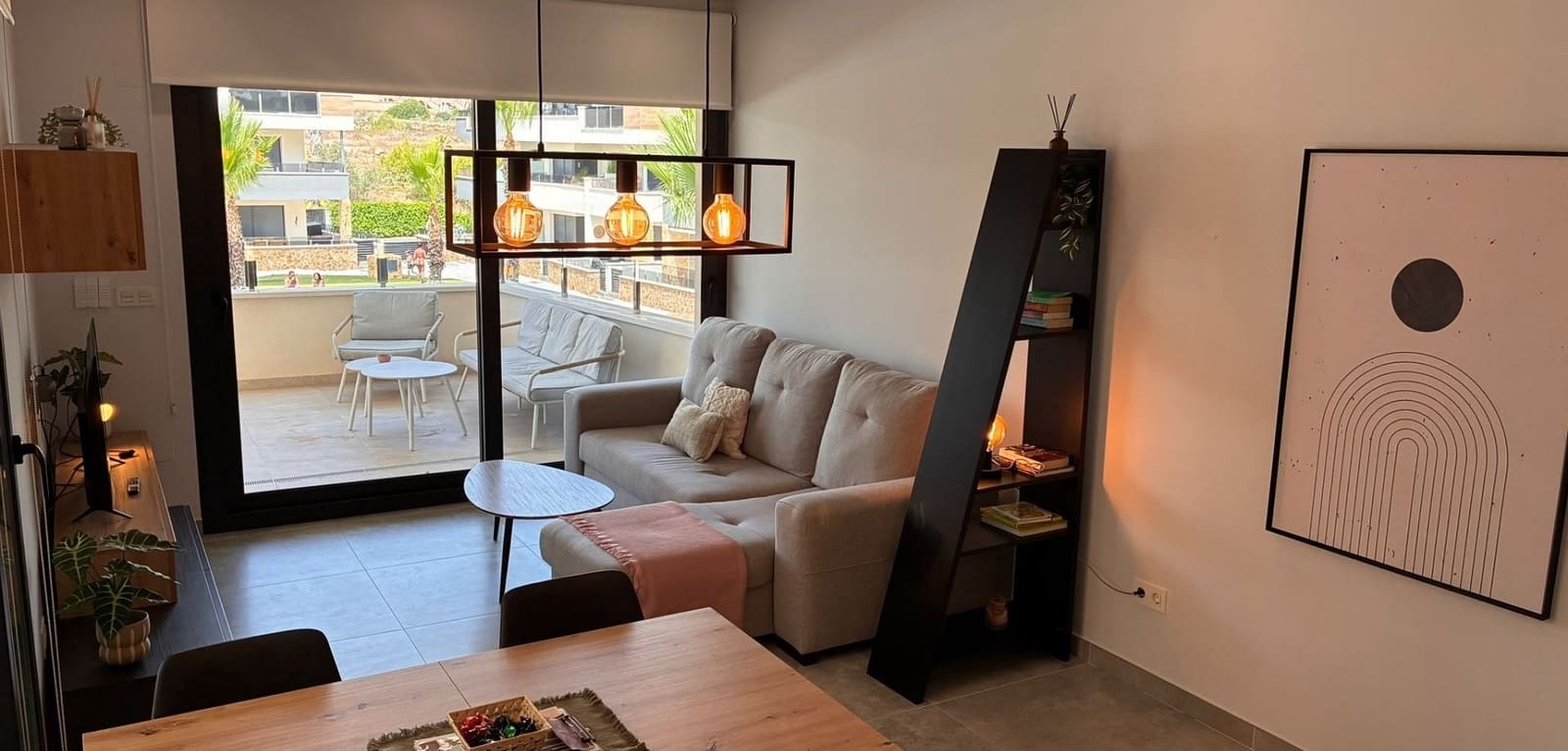 2 soverom Leilighet til salgs i Los Altos med svømmebasseng - € 289 000 (Ref: 9965898)