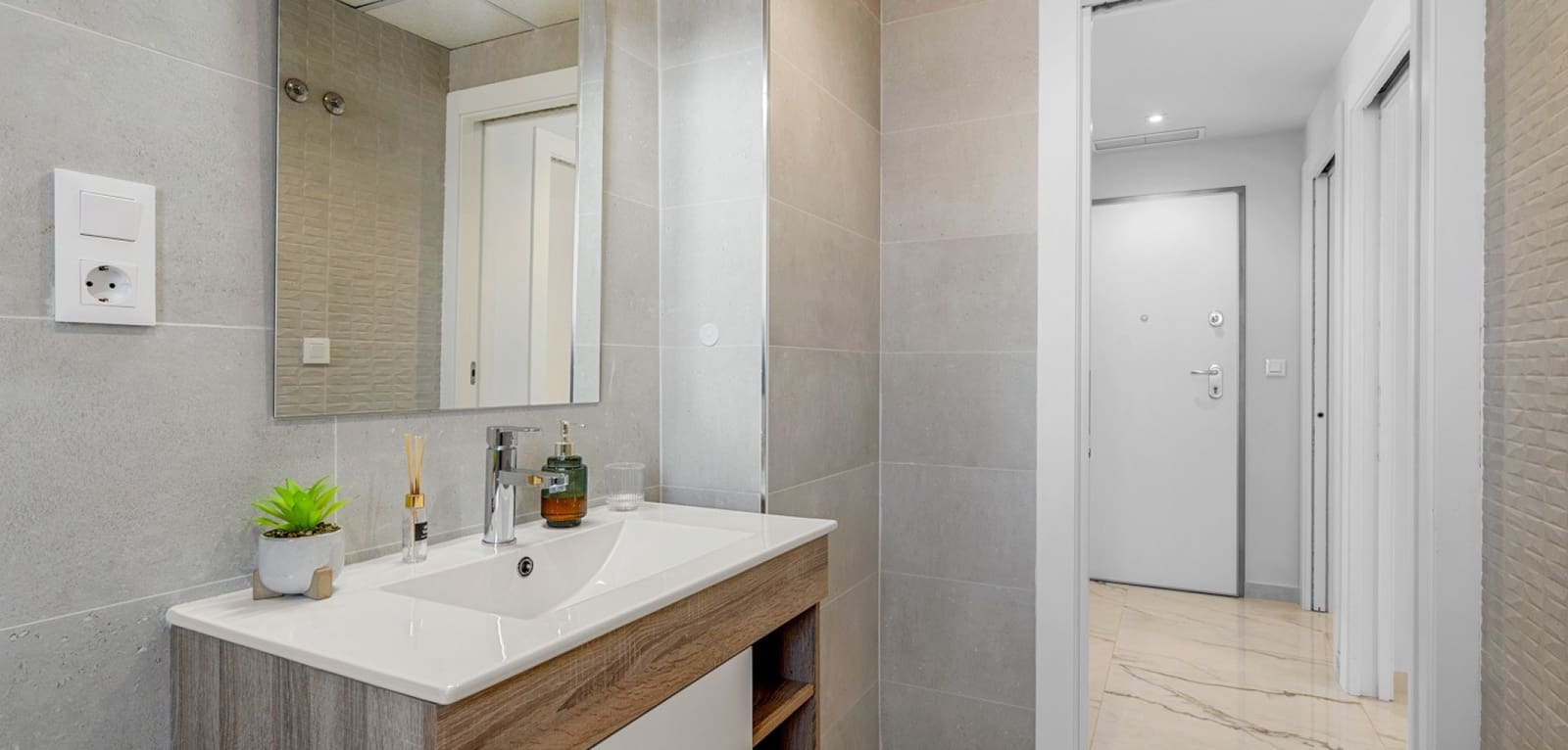 2 bedroom Apartment for sale in Playa Flamenca with pool - € 315,000 (Ref: 9965900)