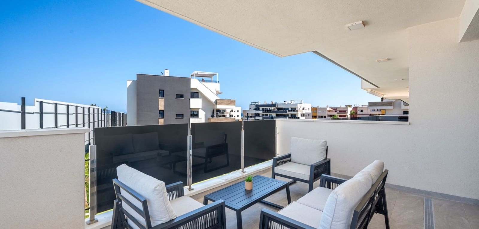 2 bedroom Apartment for sale in Playa Flamenca with pool - € 315,000 (Ref: 9965900)