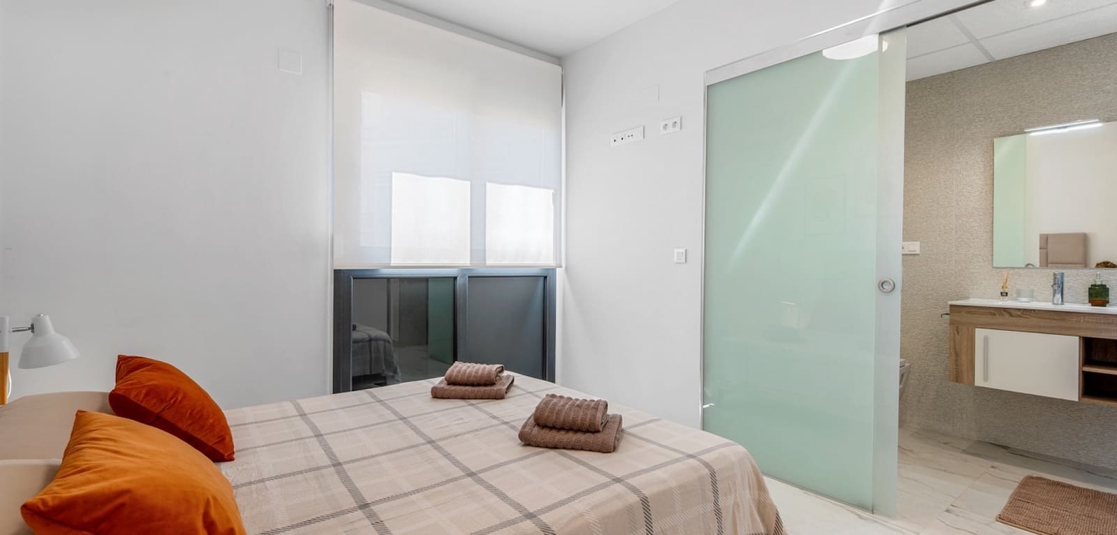 2 bedroom Apartment for sale in Playa Flamenca with pool - € 315,000 (Ref: 9965900)
