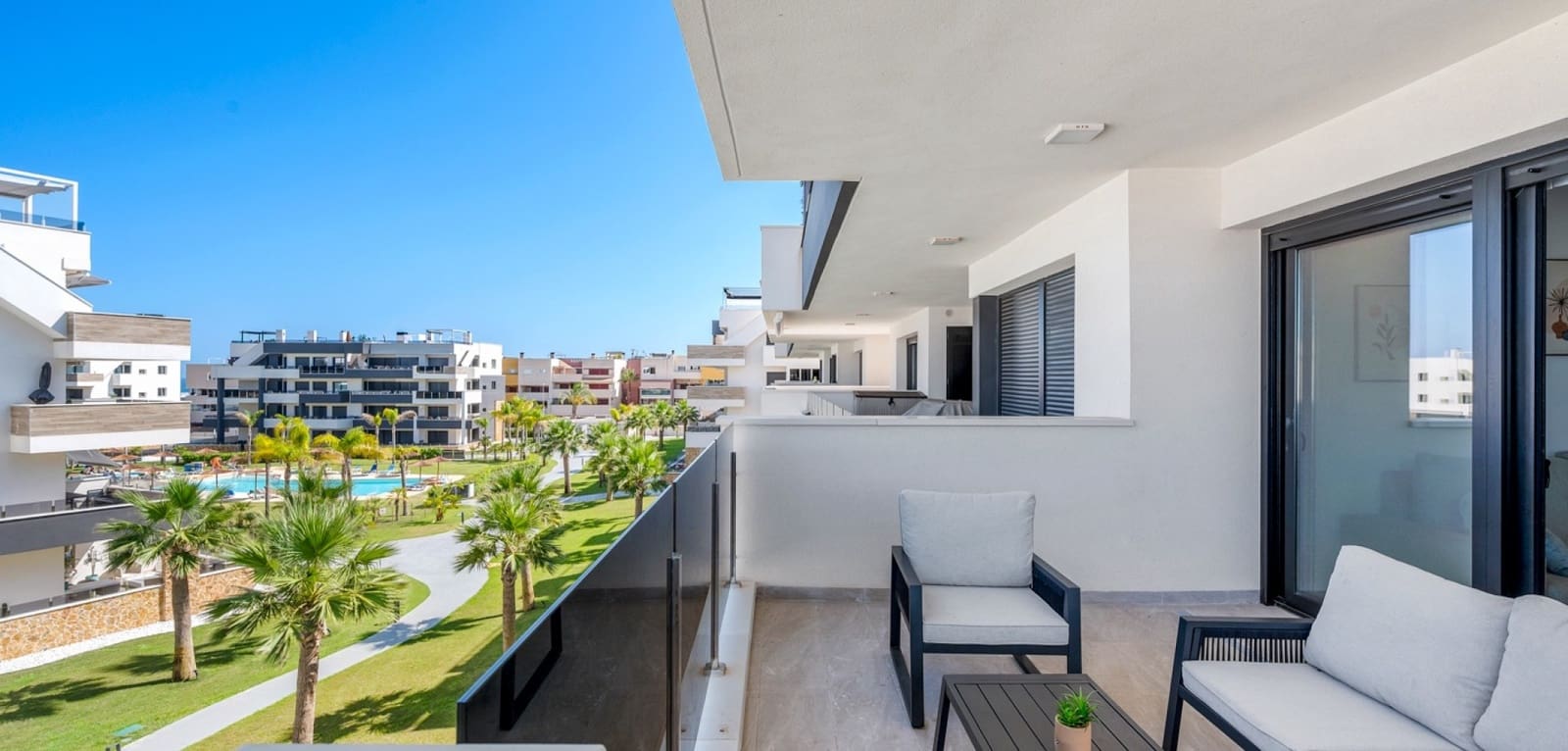 2 bedroom Apartment for sale in Playa Flamenca with pool - € 315,000 (Ref: 9965900)