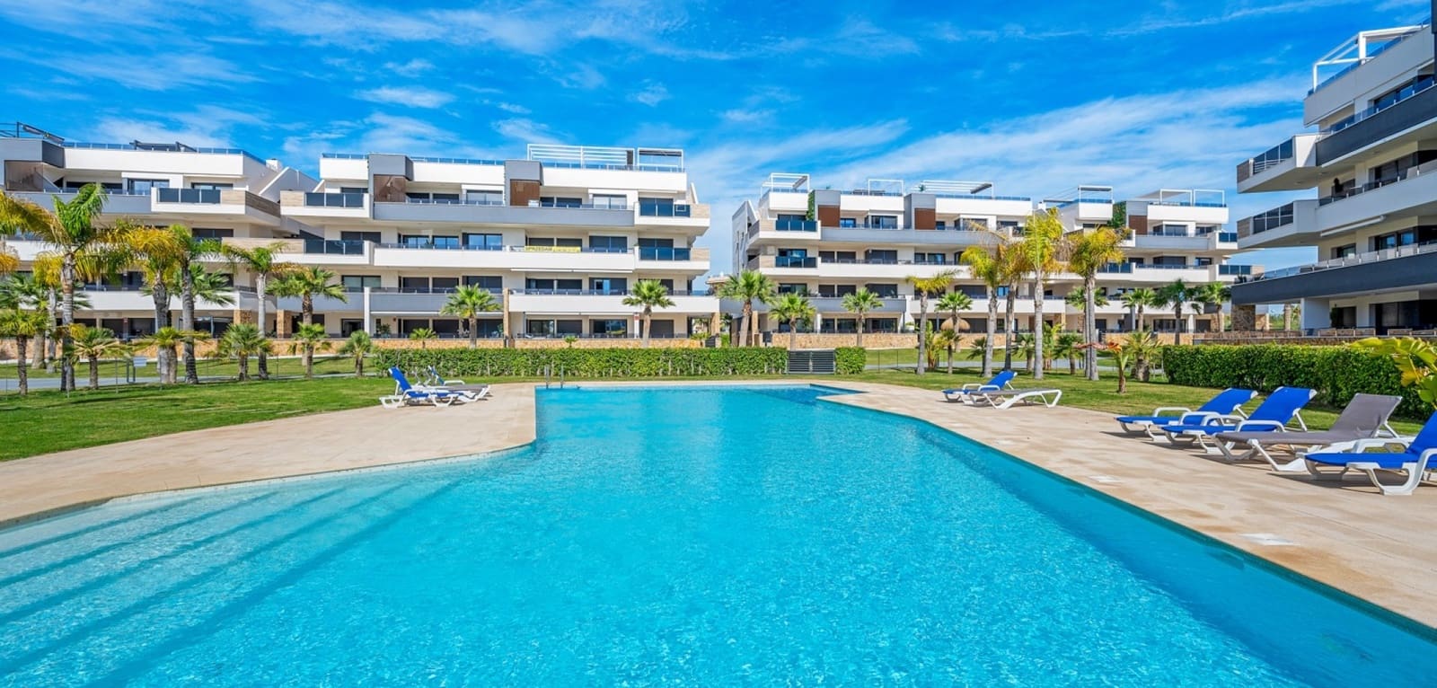 2 bedroom Apartment for sale in Playa Flamenca with pool - € 315,000 (Ref: 9965900)