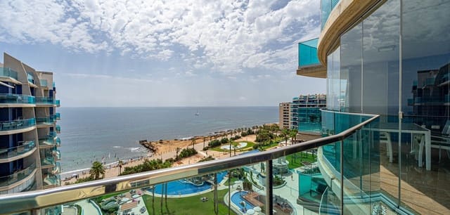 Apartamento de 2 habitaciones en Punta Prima, Orihuela en venta con piscina - 450.000 € (Ref: 9966114)