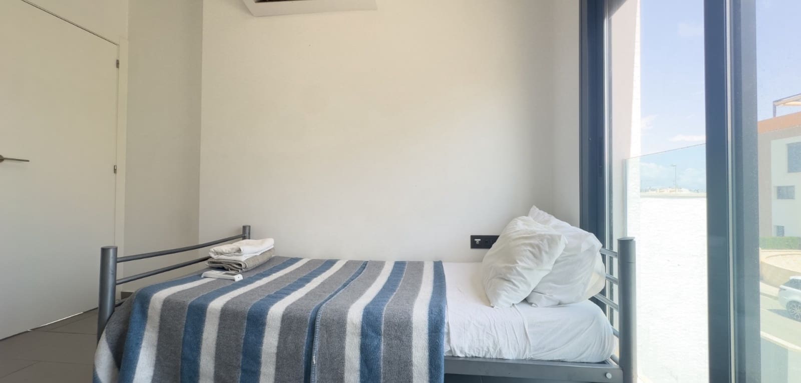 2 bedroom Bungalow for sale in La Zenia with pool - € 339,000 (Ref: 9970865)
