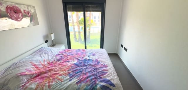 2 soverom Bungalow til salgs i La Zenia, Orihuela med svømmebasseng - € 339 000 (Ref: 9970865)