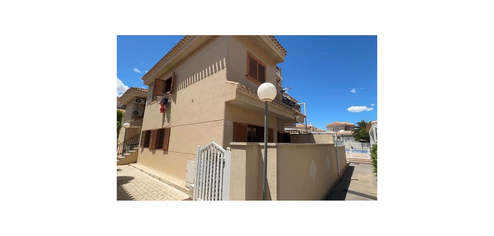 2 soverom Bungalow til salgs i Playa Flamenca med svømmebasseng - € 185 000 (Ref: 9970866)