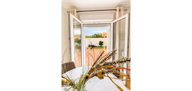 3 soveværelse Villa til salg i Aguas Nuevas, Torrevieja - € 399.000 (Ref: 9970867)