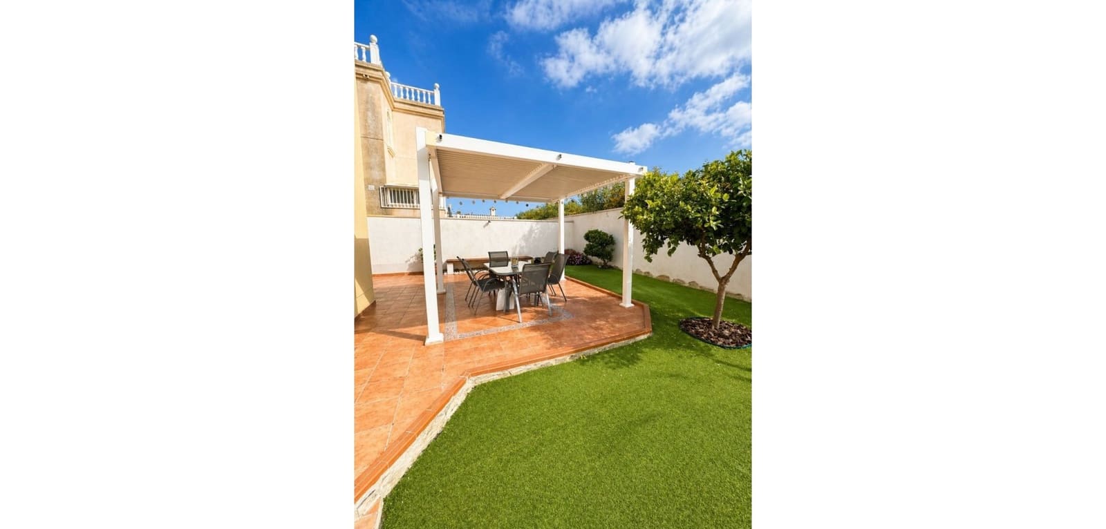 3 soveværelse Villa til salg i Torrevieja - € 399.000 (Ref: 9970867)