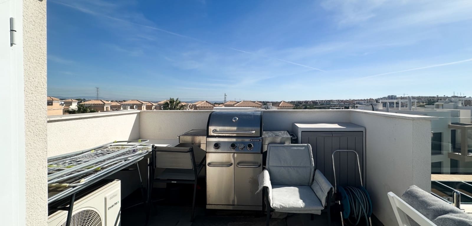 2 bedroom Bungalow for sale in Villamartin with pool - € 319,000 (Ref: 9970868)