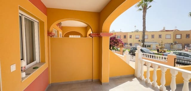 2 slaapkamer Huis te koop in Cabo Roig, Orihuela met zwembad - € 255.000 (Ref: 9970870)