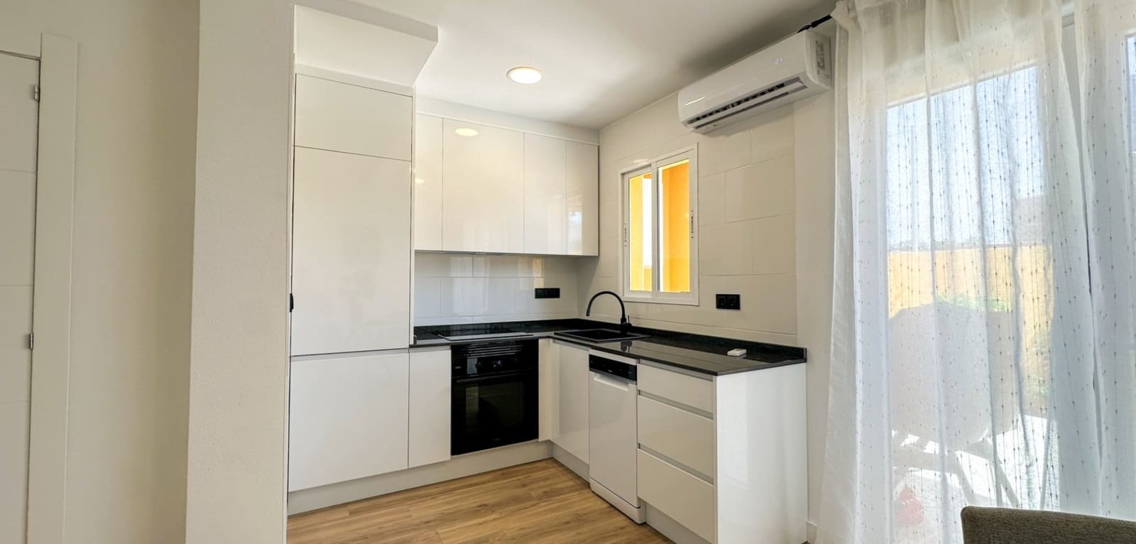 2 Zimmer Haus zu verkaufen in Cabo Roig mit Pool - 255.000 € (Ref: 9970870)