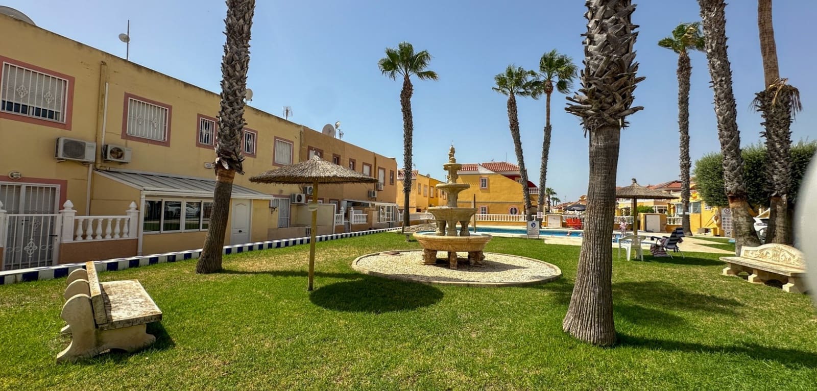 2 Zimmer Haus zu verkaufen in Cabo Roig mit Pool - 255.000 € (Ref: 9970870)