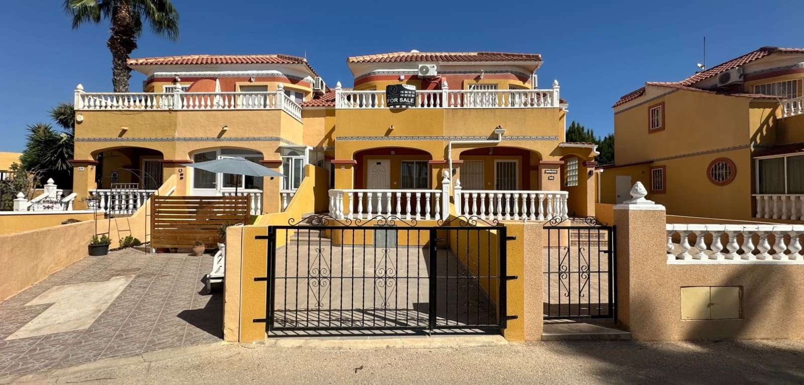 2 Zimmer Haus zu verkaufen in Cabo Roig mit Pool - 255.000 € (Ref: 9970870)
