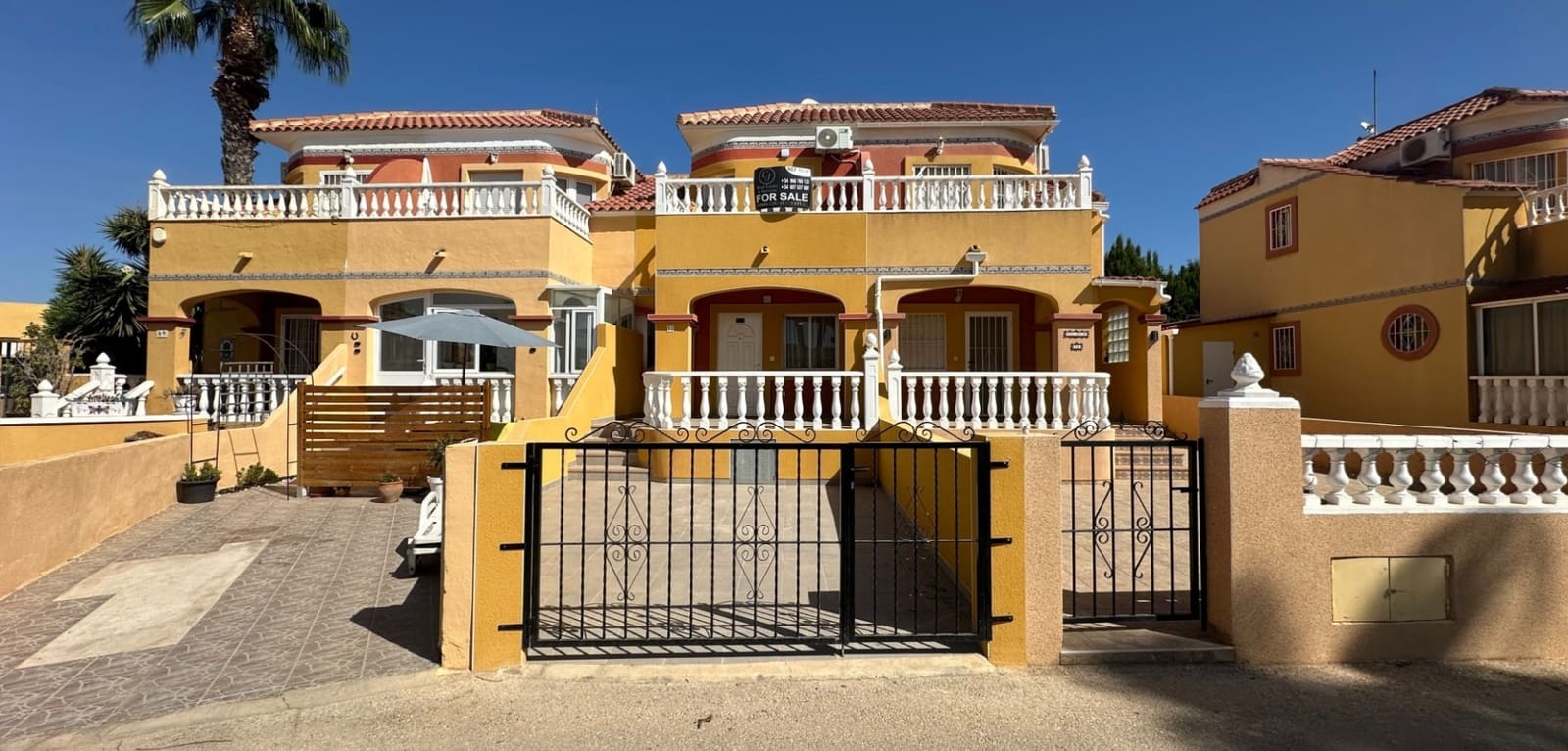 2 Zimmer Haus zu verkaufen in Cabo Roig mit Pool - 255.000 € (Ref: 9970870)