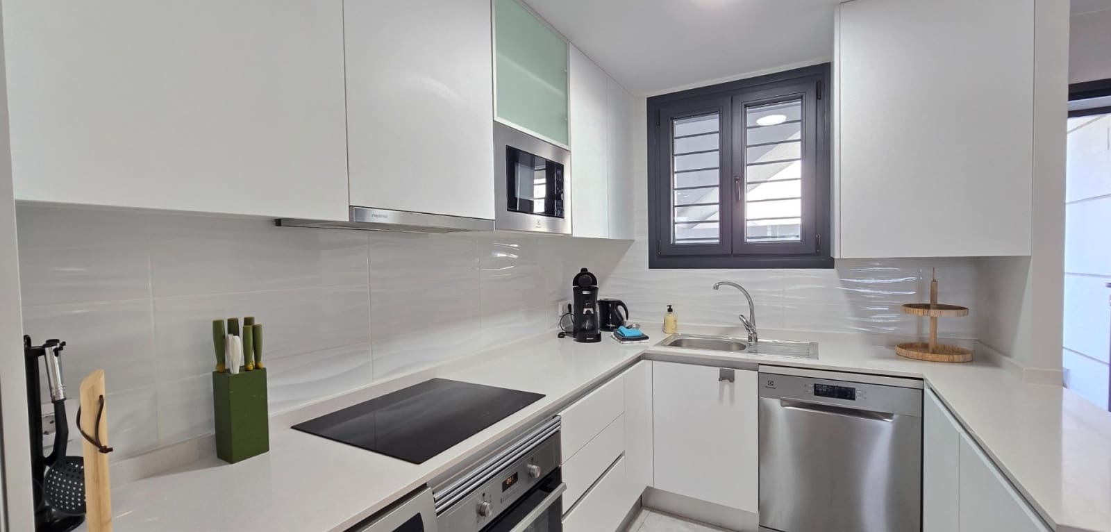 2 chambre Appartement à vendre à Villamartin avec piscine - 249 999 € (Ref: 9971503)