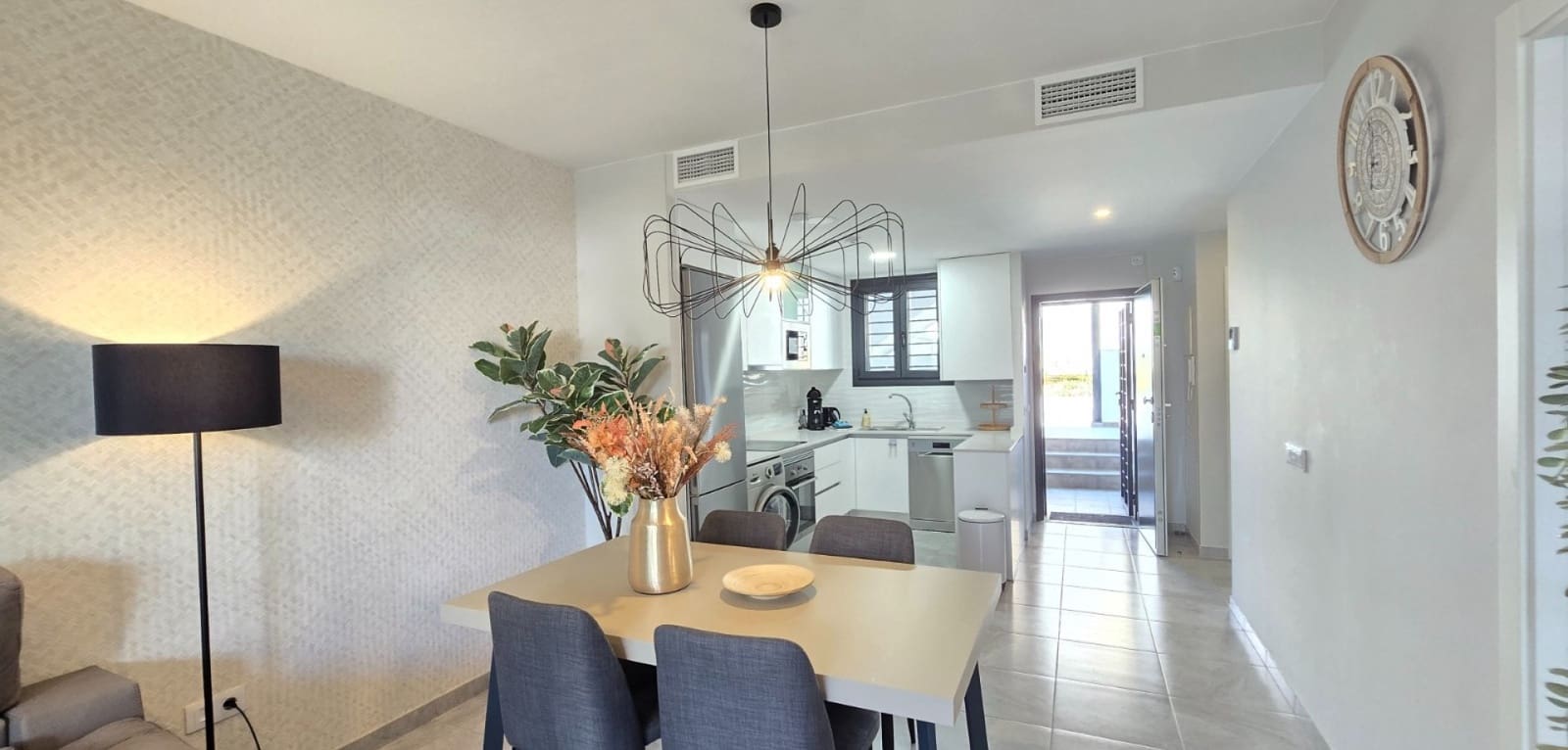 2 chambre Appartement à vendre à Villamartin avec piscine - 249 999 € (Ref: 9971503)